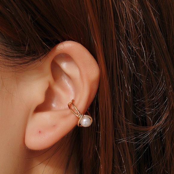 🔸2 for $15🔸Ear Bone Clip (One Piece) - Picture 2 of 7